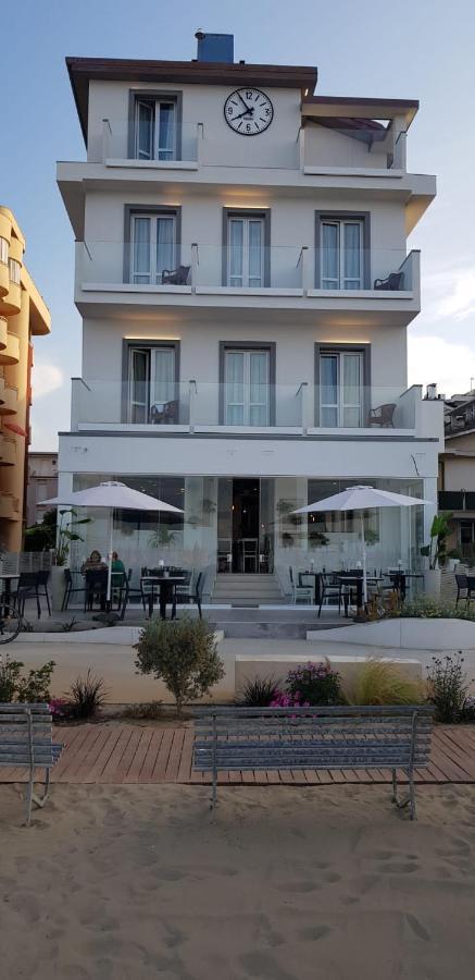 Hotel Brienz Bellaria-Igea Marina Exterior foto