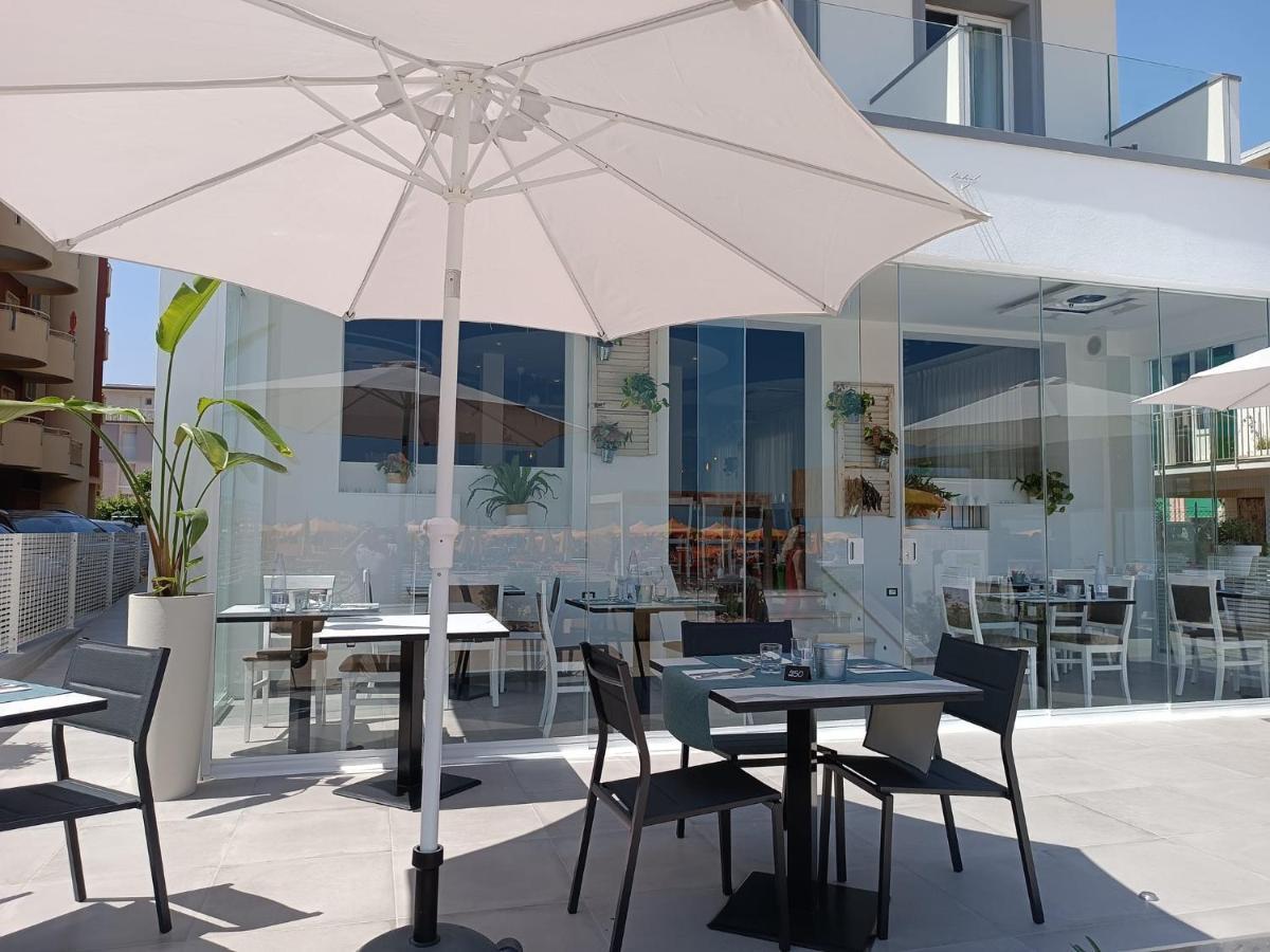 Hotel Brienz Bellaria-Igea Marina Exterior foto