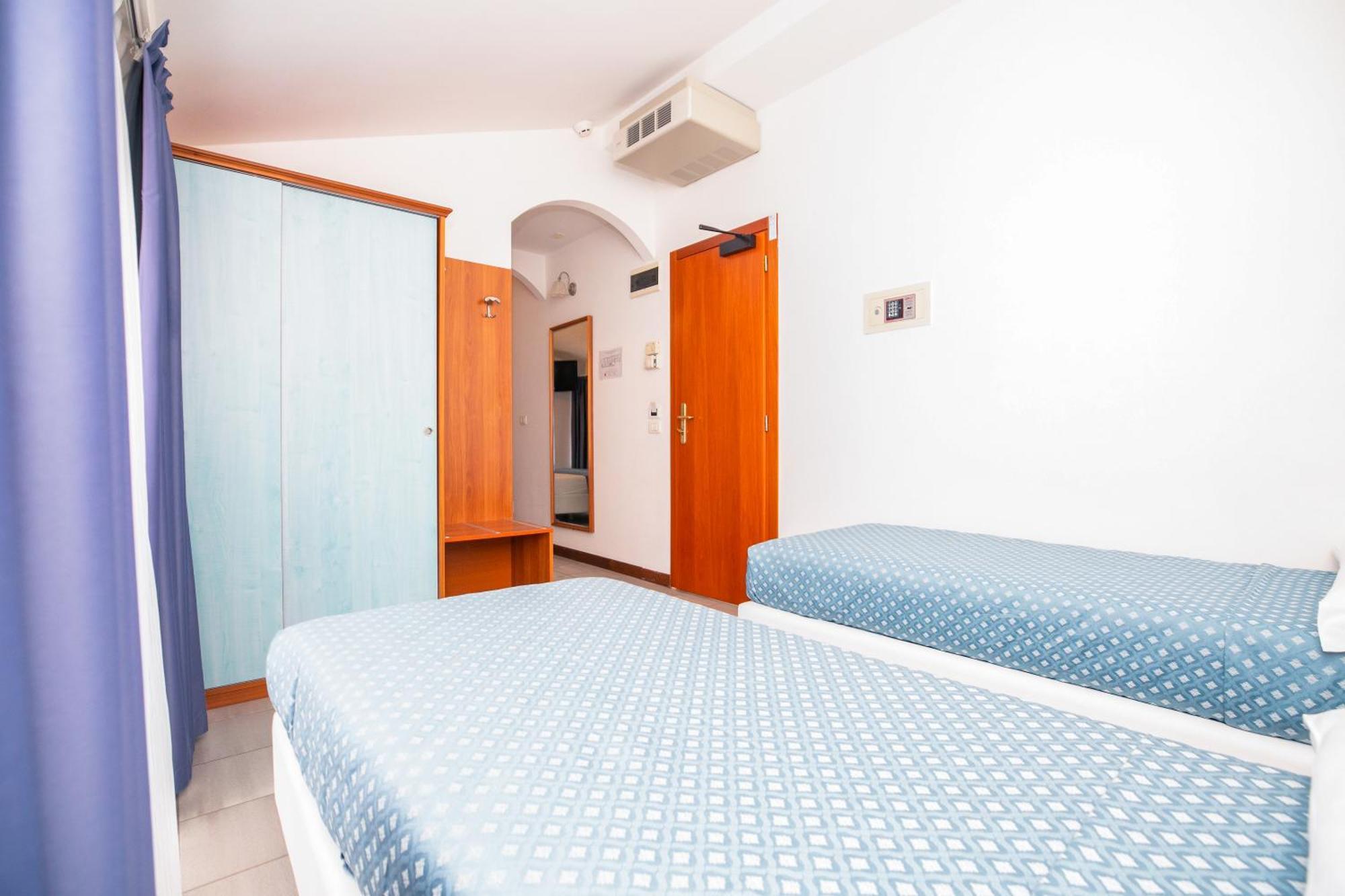 Hotel Brienz Bellaria-Igea Marina Exterior foto