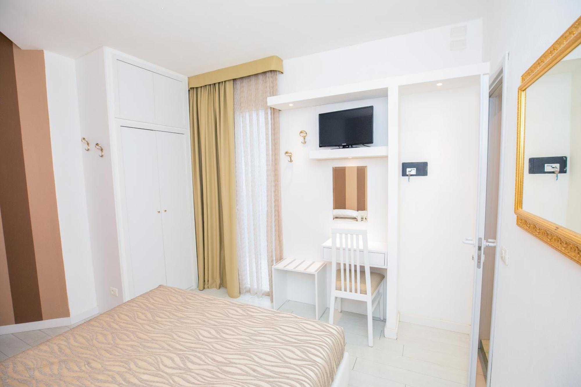 Hotel Brienz Bellaria-Igea Marina Exterior foto