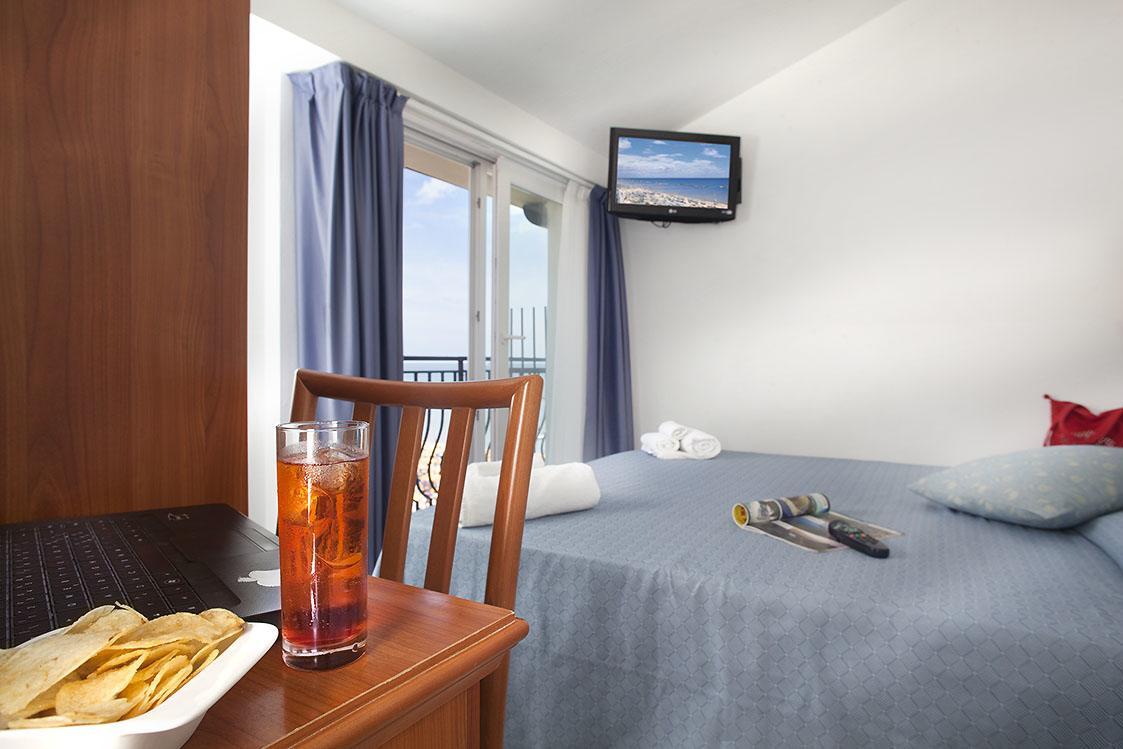 Hotel Brienz Bellaria-Igea Marina Exterior foto