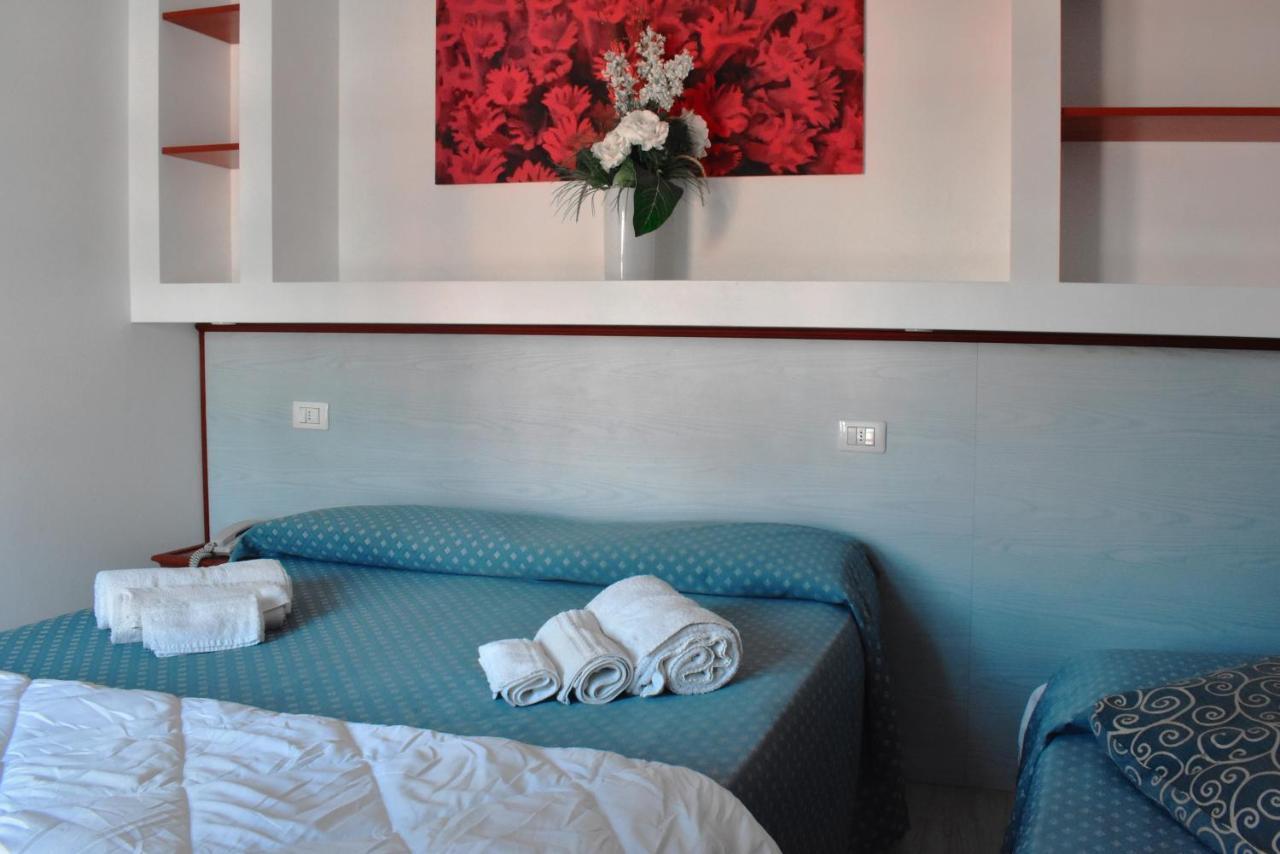 Hotel Brienz Bellaria-Igea Marina Exterior foto